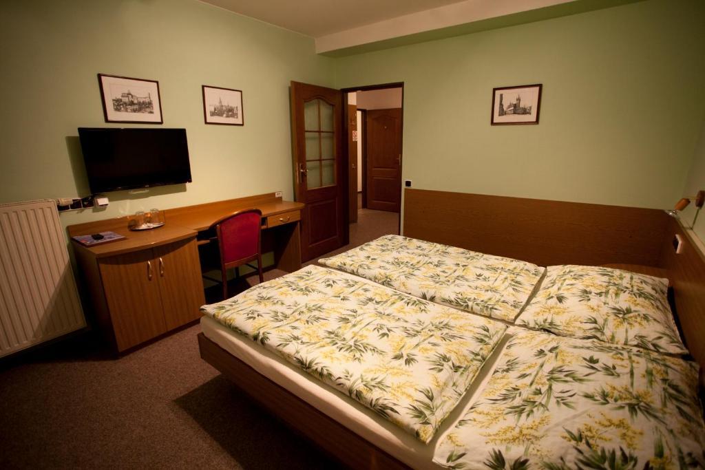 Hotel U Jiriho Humpolec Szoba fotó